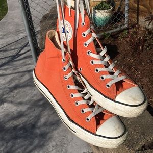 orange chucks!!🍊✨